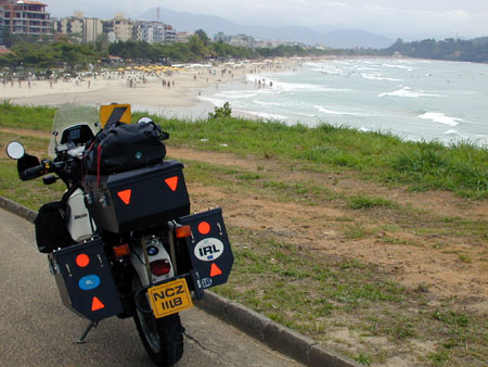 beach near Ubatuba on coast road to Rio de janeiro 11 02